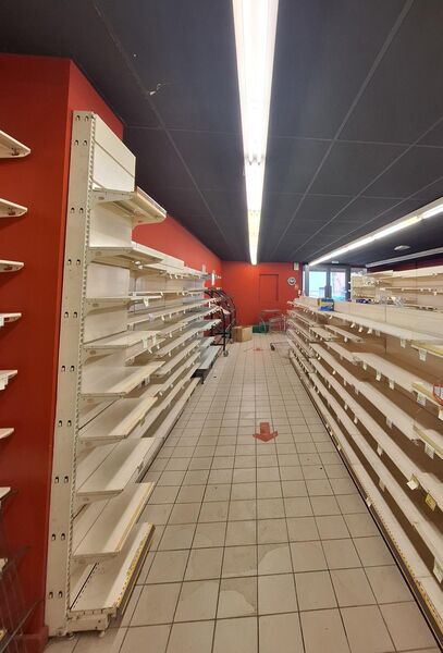 Locaux commerciaux - PUGET SUR ARGENS