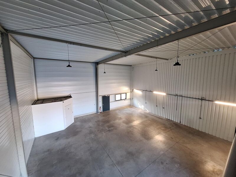 Locaux d'activit� - FREJUS