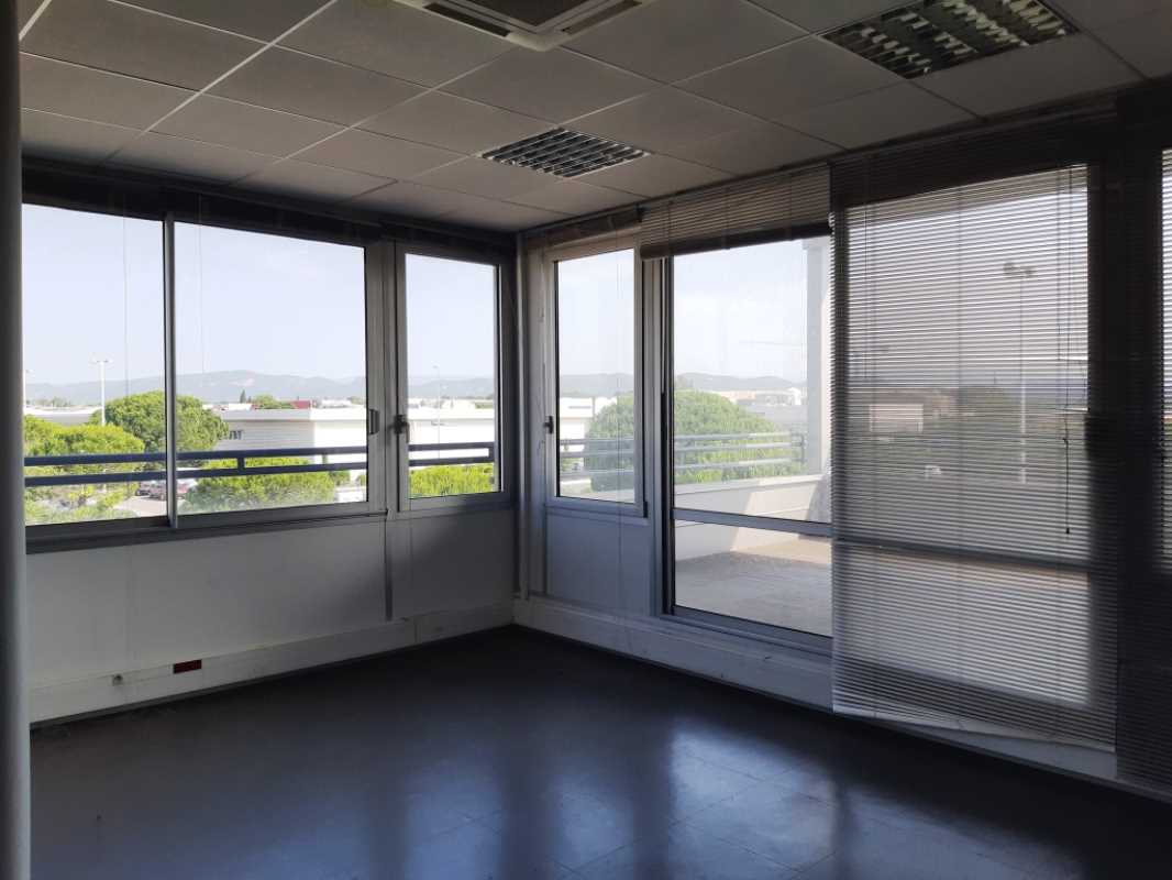 Location Bureaux PUGET SUR ARGENS